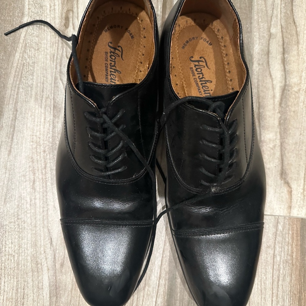 Florsheim Black Oxford Dress Shoes Sleek Cap-Toe Design